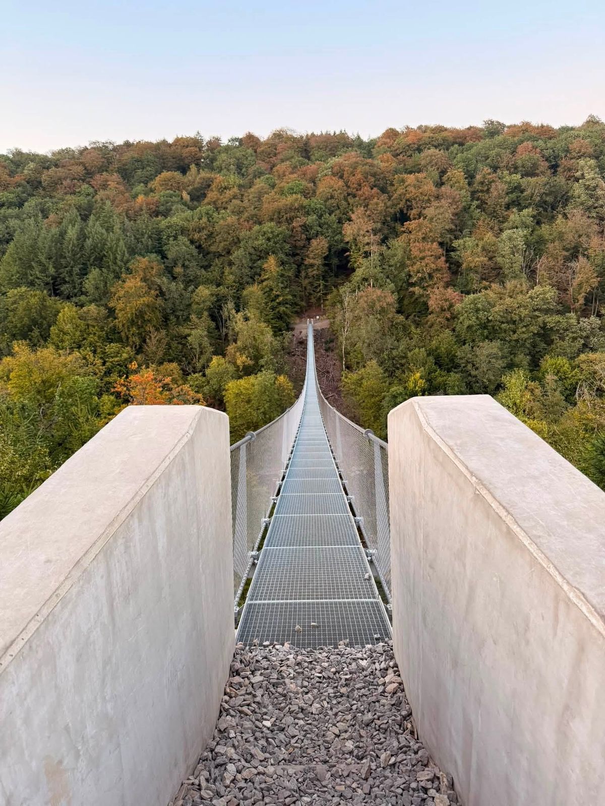 Passerelle de Sainte-Cécile & Rocher du Chat